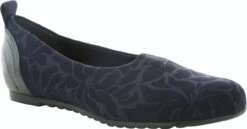 Munro Iriana -Shoe Store munro womens iriana navy stretch floral m183397 49682.1539733723
